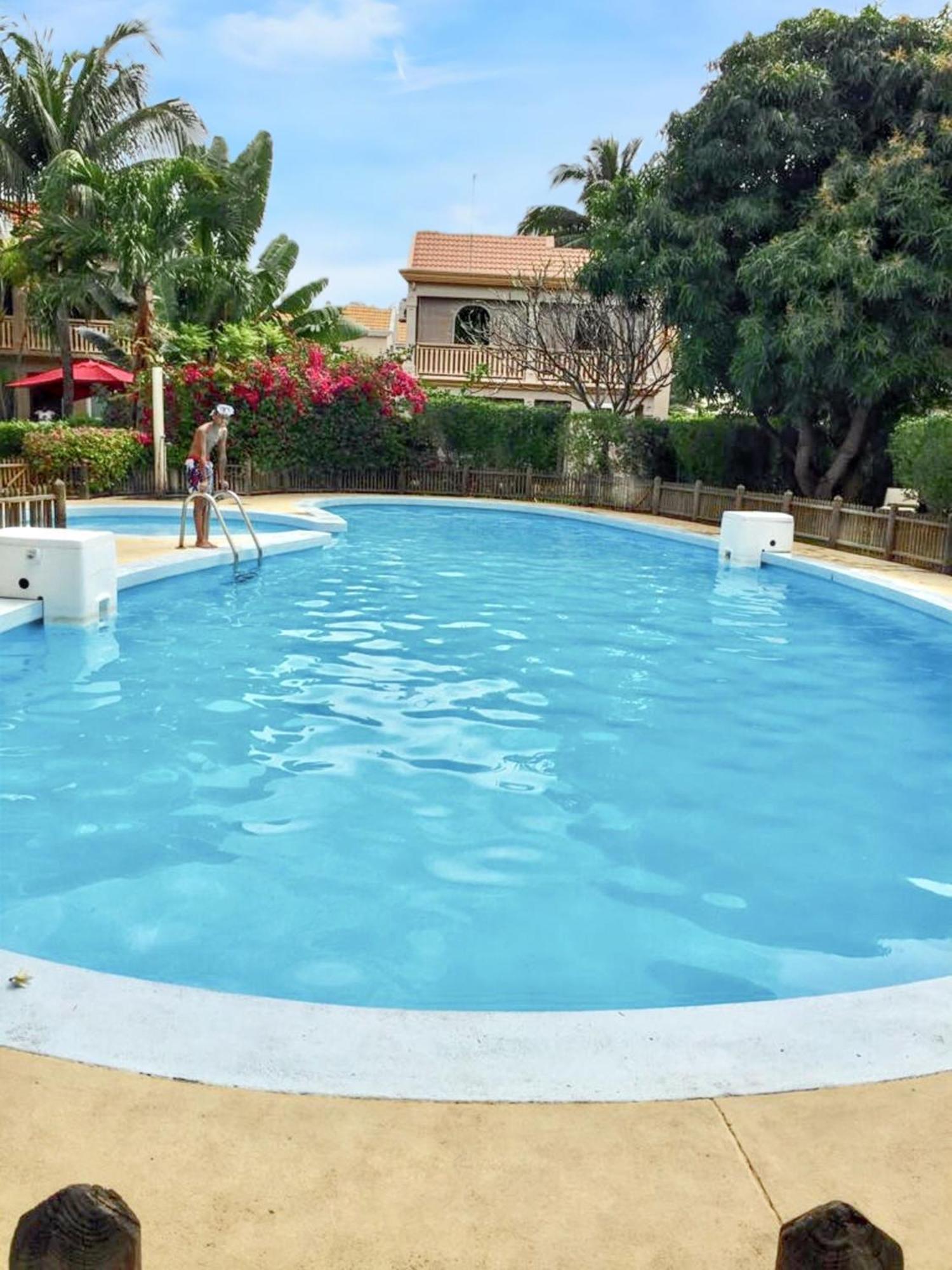 Spacious Flic En Flac Retreat with Shared Pool Exterior photo